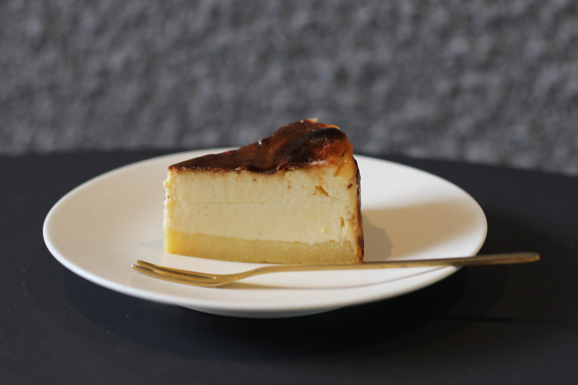 季節商品「いもジェンヌ／バスクチーズケーキ」